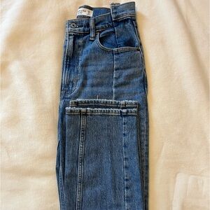 Abercrombie & Fitch, size 25/0 regular, The ‘90s Straight Ultra High Rise